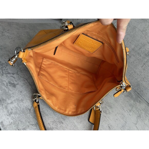 Auth COACH SMALL KELSEY SATCHEL IN PEBBLE LEATHER (F36675) MUSTARD Crossbody Bag - Picture 5 of 10